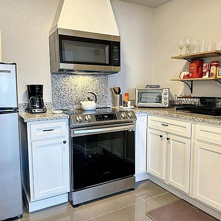 Вілла Full-Kitchen 2Br Near Plaza District #31A Оклахома-Сіті Екстер'єр фото