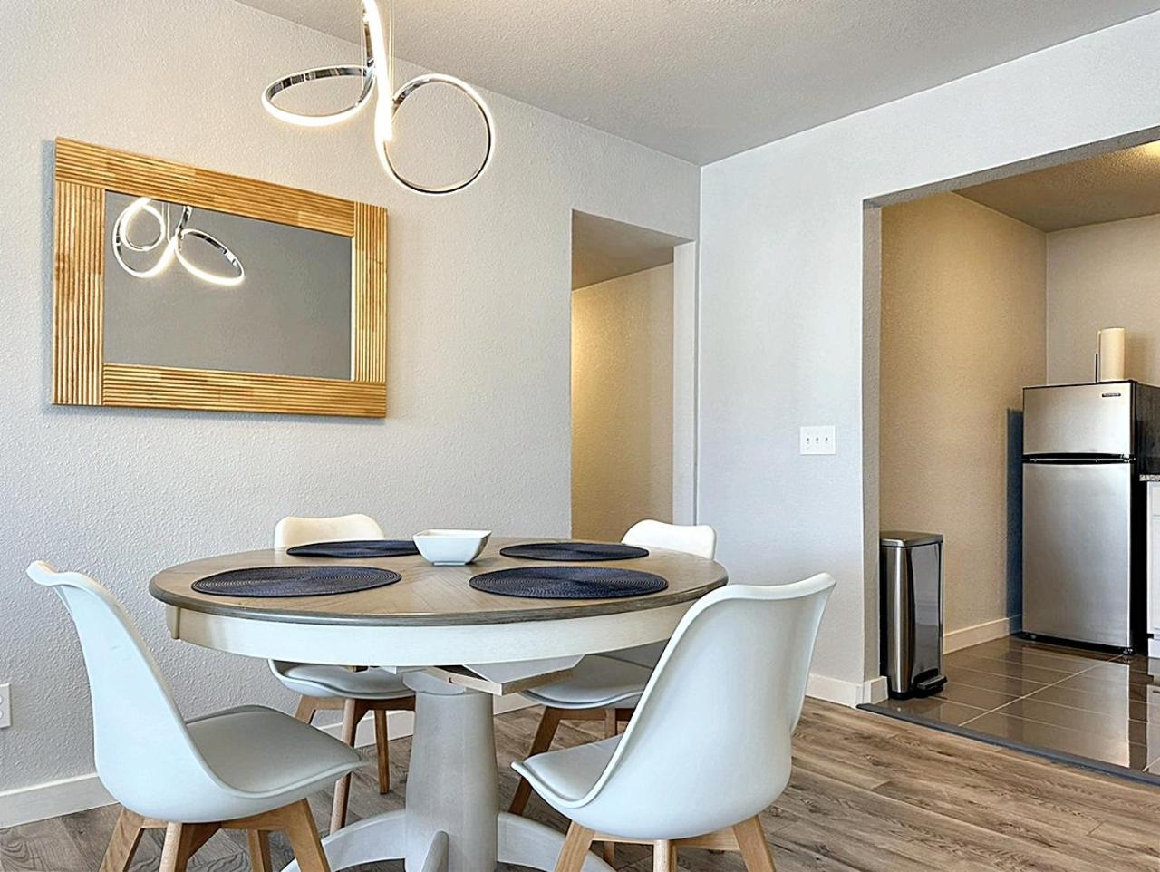 Вілла Full-Kitchen 2Br Near Plaza District #31A Оклахома-Сіті Екстер'єр фото